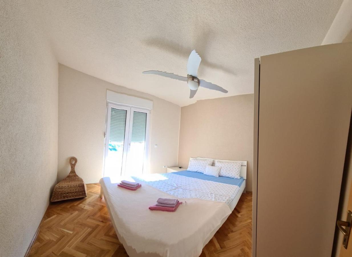 Apartments Naomi And Marsel Τρογκίρ Εξωτερικό φωτογραφία